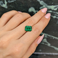 2.86 Ct. Emerald from Brazil Life Style