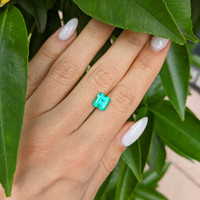 1.73 Ct. Emerald from Colombia Life Style