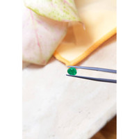 0.99 Ct. Cabochon Emerald from Zambia Life Style