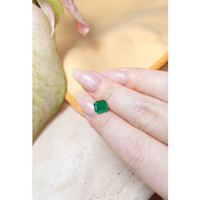 1.47 Ct. Emerald from Colombia Life Style