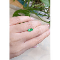 0.83 Ct. Emerald from Russia Life Style