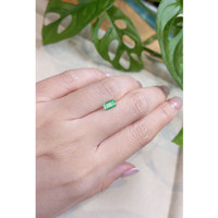 0.60 Ct. Emerald from Russia Life Style