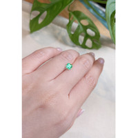 0.85 Ct. Emerald from Russia Life Style