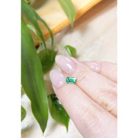 0.56 Ct. Emerald from Russia Life Style