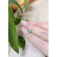 0.85 Ct. Emerald from Russia Life Style
