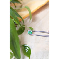 0.76 Ct. Emerald from Russia Life Style