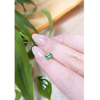 0.76 Ct. Emerald from Russia Life Style