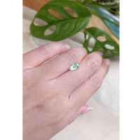 0.90 Ct. Emerald from Russia Life Style