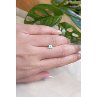 0.77 Ct. Emerald from Russia Life Style