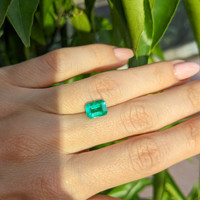1.65 Ct. Emerald from Zambia Life Style