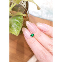 0.51 Ct. Emerald from Russia Life Style