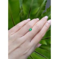 0.52 Ct. Emerald from Russia Life Style