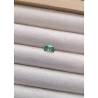 0.93 Ct. Emerald from Russia Life Style