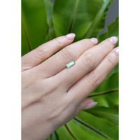 0.60 Ct. Emerald from Russia Life Style