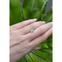 1.00 Ct. Emerald from Russia Life Style