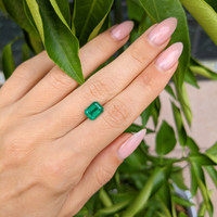 2.19 Ct. Emerald from Zambia Life Style