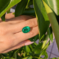 6.94 Ct. Emerald from Zambia Life Style