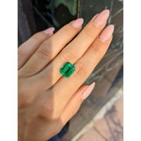 5.48 Ct. Emerald from Zambia Life Style