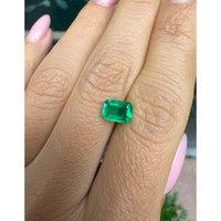 1.03 Ct. Emerald from Colombia Life Style