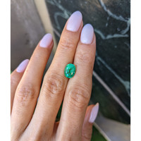 2.28 Ct. Emerald from Zambia Life Style