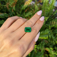 4.80 Ct. Emerald from Zambia Life Style