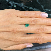 0.78 Ct. Emerald from Afghanistan Life Style