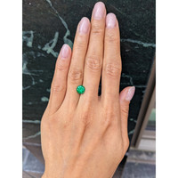 1.32 Ct. Emerald from Afghanistan Life Style