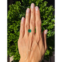 2.45 Ct. Emerald from Afghanistan Life Style