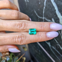 2.98 Ct. Emerald from Zambia Life Style
