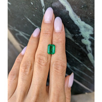 3.22 Ct. Emerald from Zambia Life Style