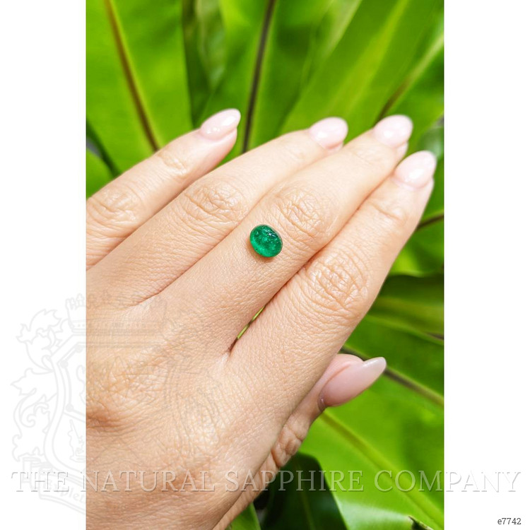 1.30 Ct. Cabochon Emerald from Pakistan