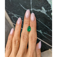 2.20 Ct. Emerald from Brazil Life Style