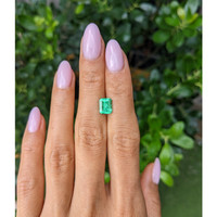 1.50 Ct. Emerald from Colombia Life Style