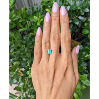 1.50 Ct. Emerald from Colombia Life Style