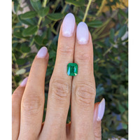 2.12 Ct. Emerald from Zambia Life Style
