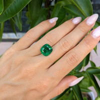 6.28 Ct. Emerald from Zambia Life Style