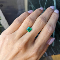 1.25 Ct. Emerald from Zambia Life Style