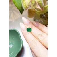 2.88 Ct. Cabochon Emerald from Pakistan Life Style