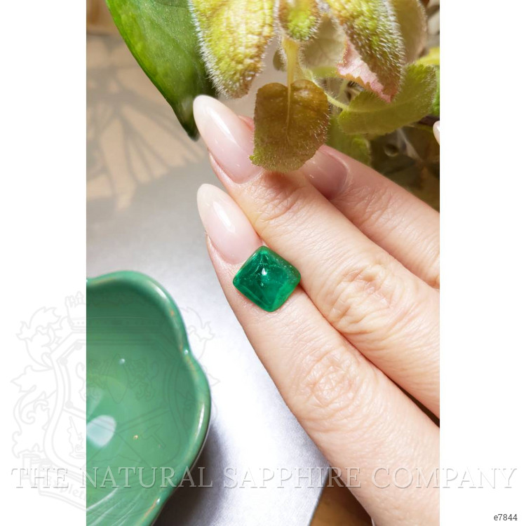 4.80 Ct. Cabochon Emerald from Pakistan