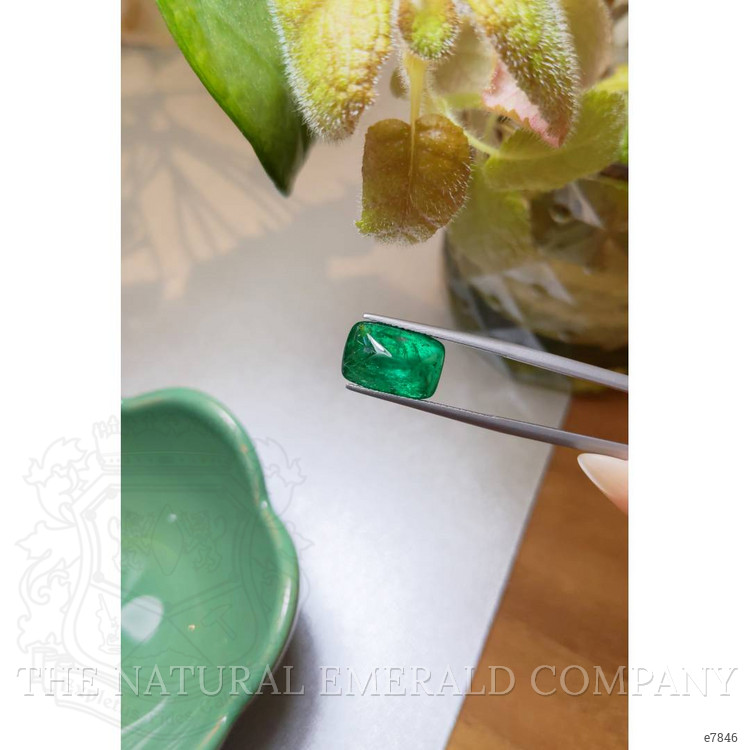 4.47 Ct. Cabochon Emerald from Pakistan