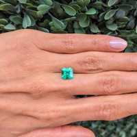 1.99 Ct. Emerald from Colombia Life Style