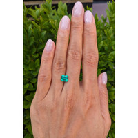 1.23 Ct. Emerald from Colombia Life Style