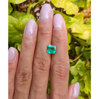 1.65 Ct. Emerald from Colombia Life Style