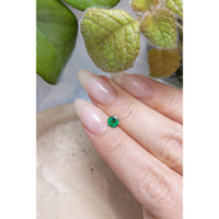 0.40 Ct. Emerald from Zambia Life Style