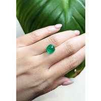 4.20 Ct. Cabochon Emerald from Afghanistan Life Style