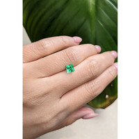0.85 Ct. Emerald from Afghanistan Life Style
