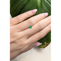 0.23 Ct. Emerald from Afghanistan Life Style