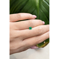 0.24 Ct. Emerald from Afghanistan Life Style