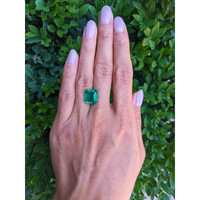 7.02 Ct. Emerald from Zambia Life Style