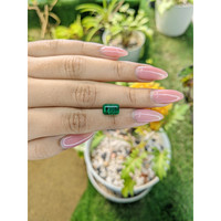 2.55 Ct. Emerald from Zambia Life Style